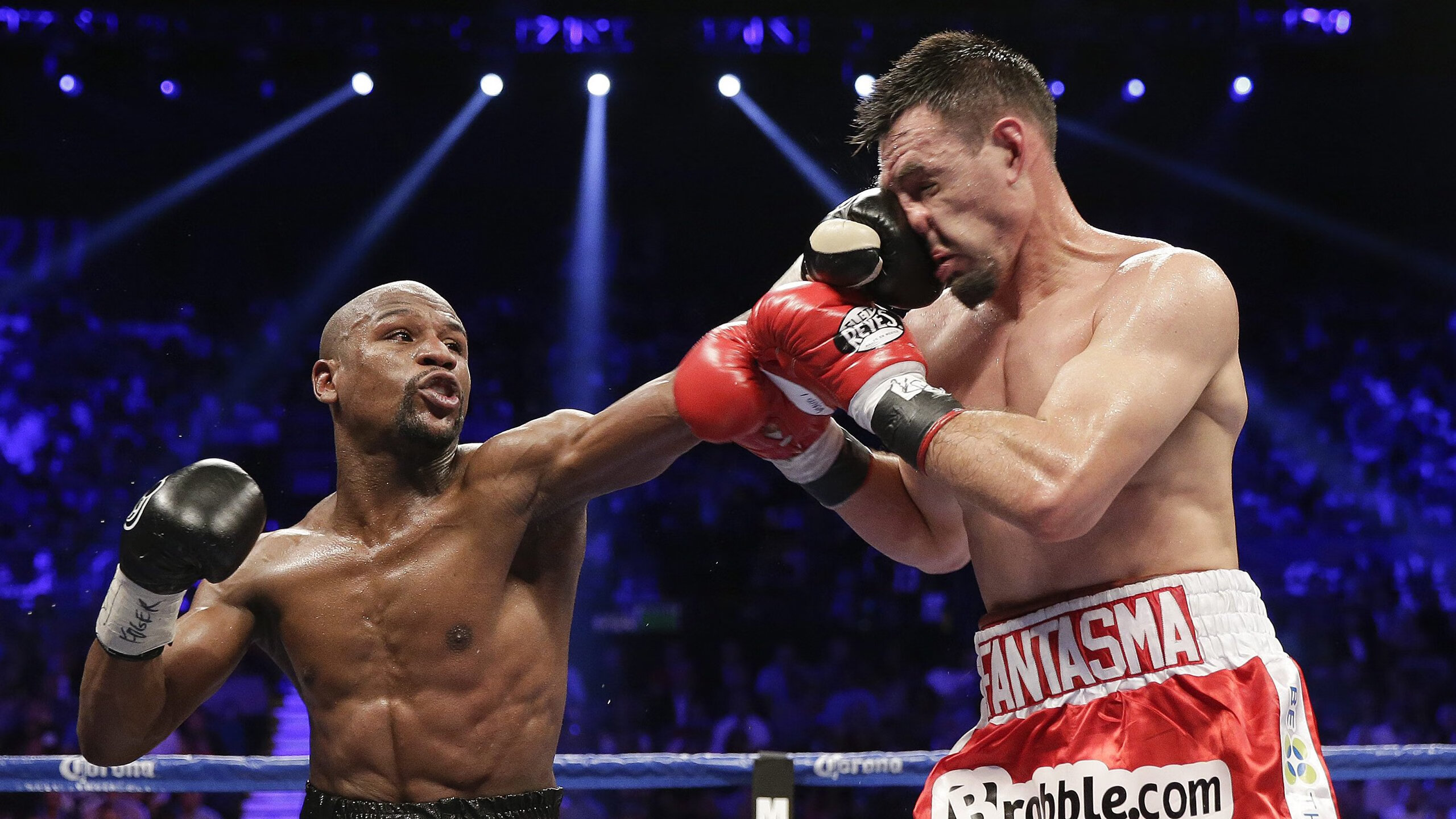 赖斯一战封神!89分钟绝杀后仰天怒吼,雷恩掀翻威尔士,他就是大场面先生!